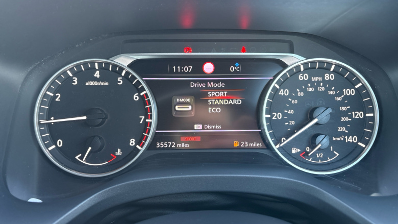 Nissan Qashqai 1.3 DiG-T MH Acenta Premium 5dr Petrol Hatchback